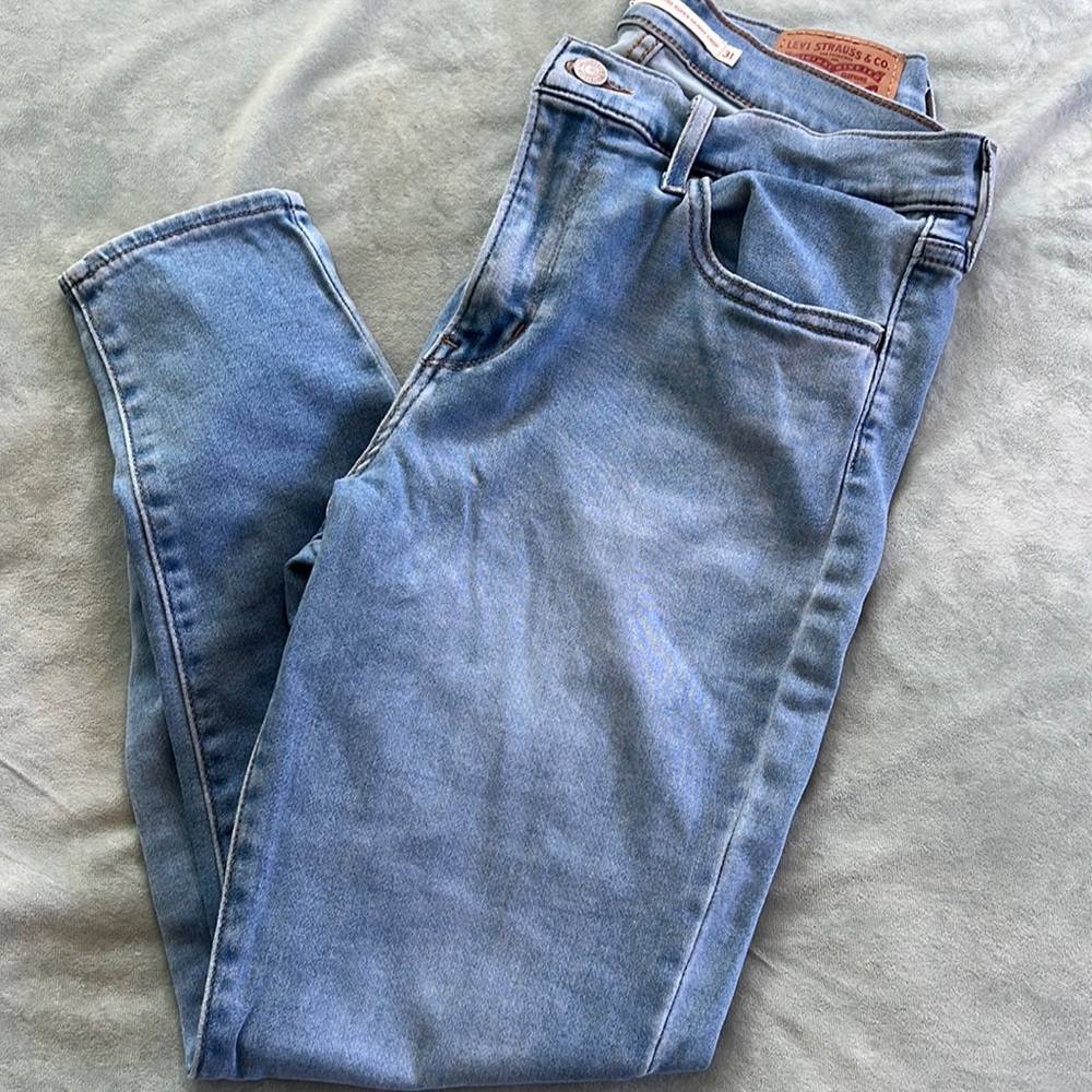 Levi’s skinny jeans
